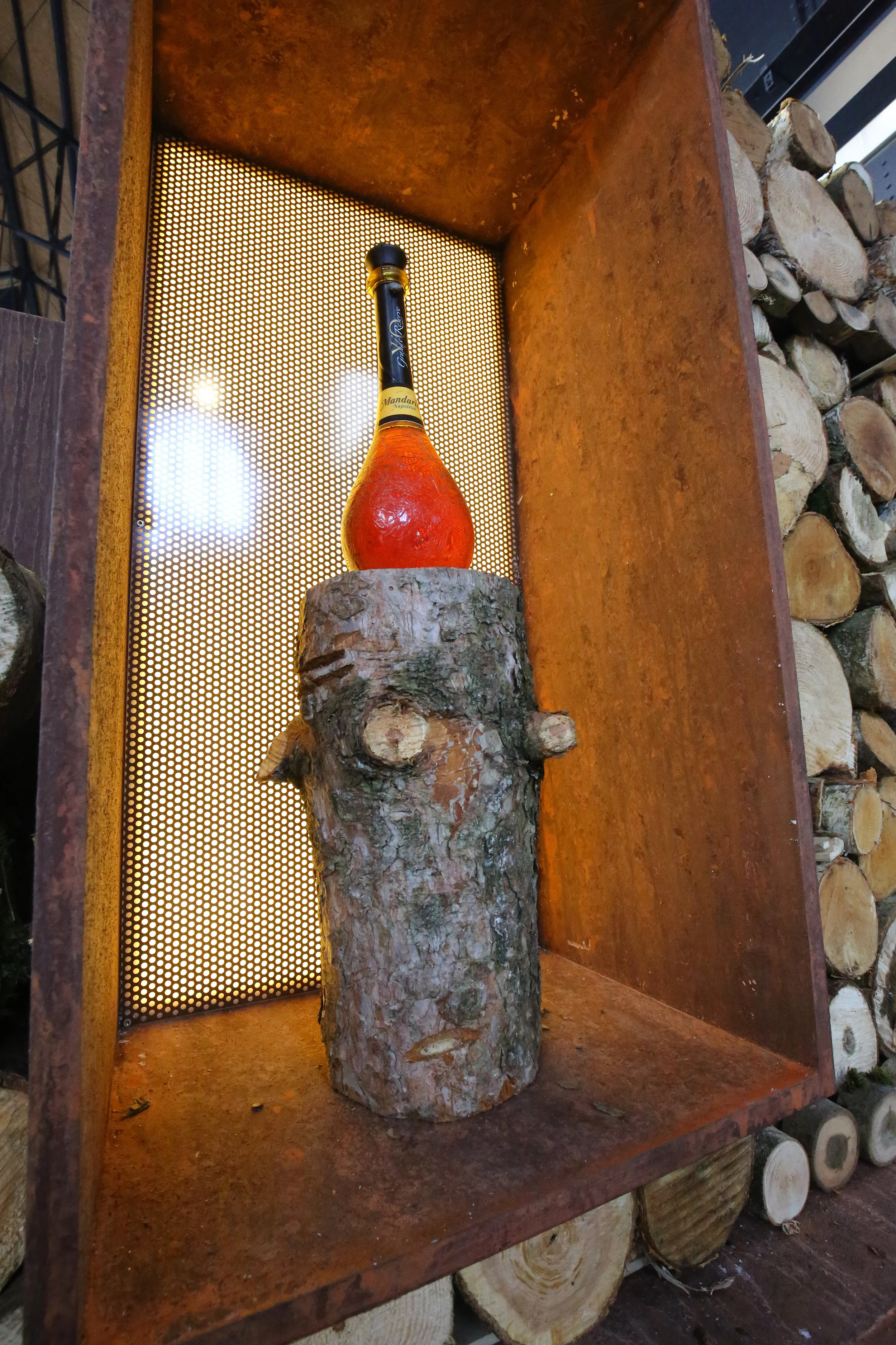 1B3A3703E.jpg