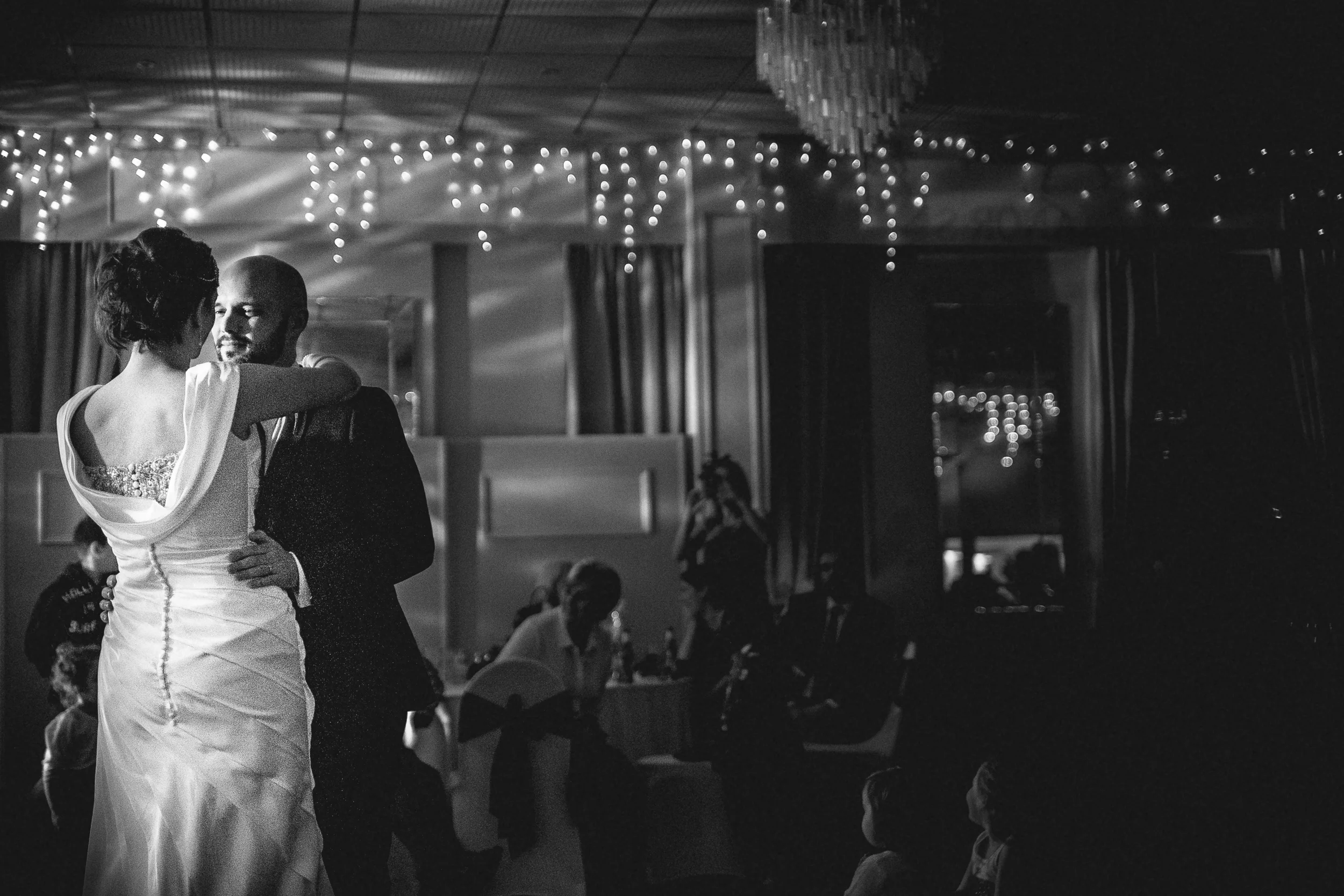 Crickhowell_wedding_photographer-26.jpg