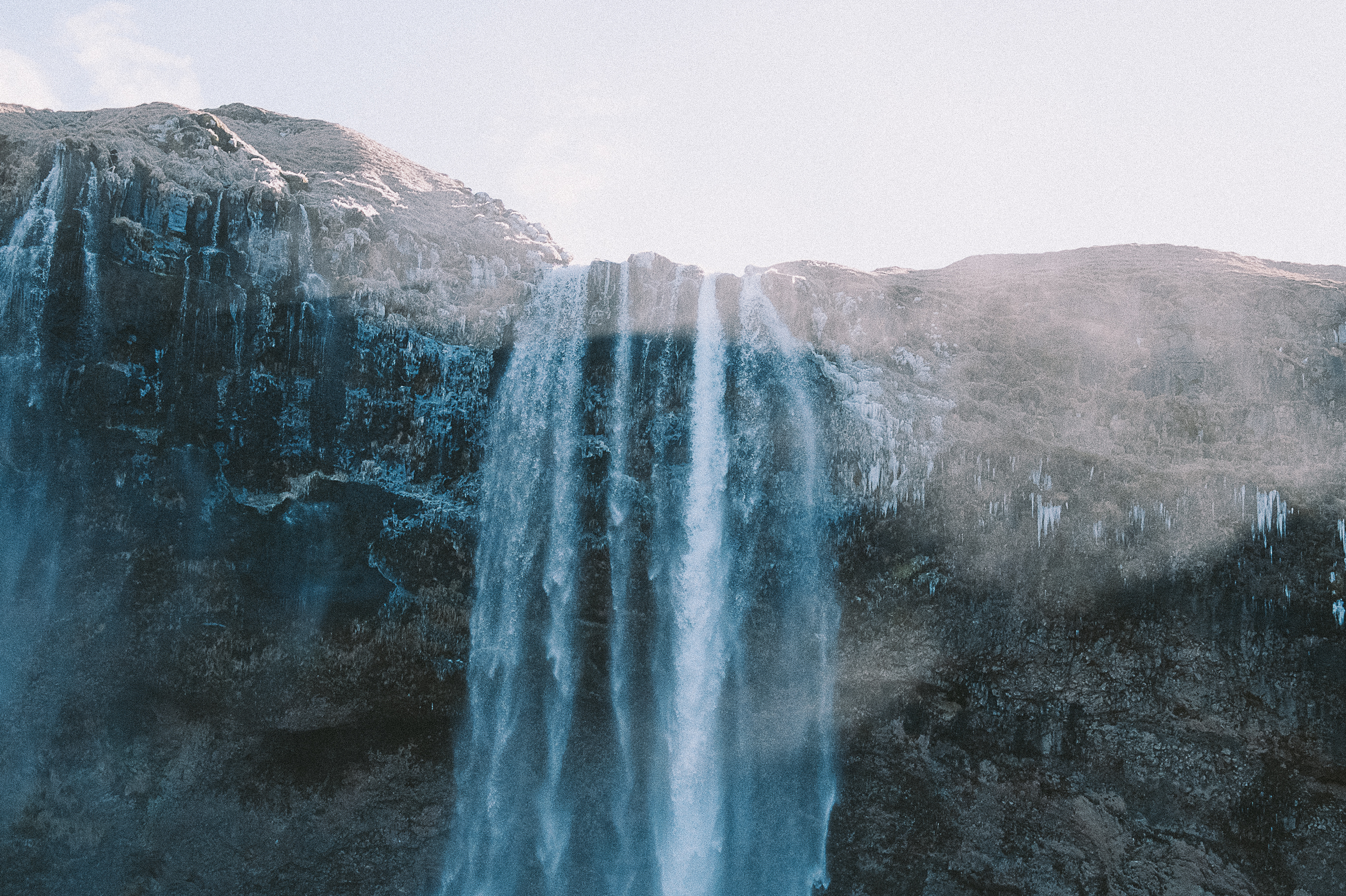 iceland car-1-3.jpg