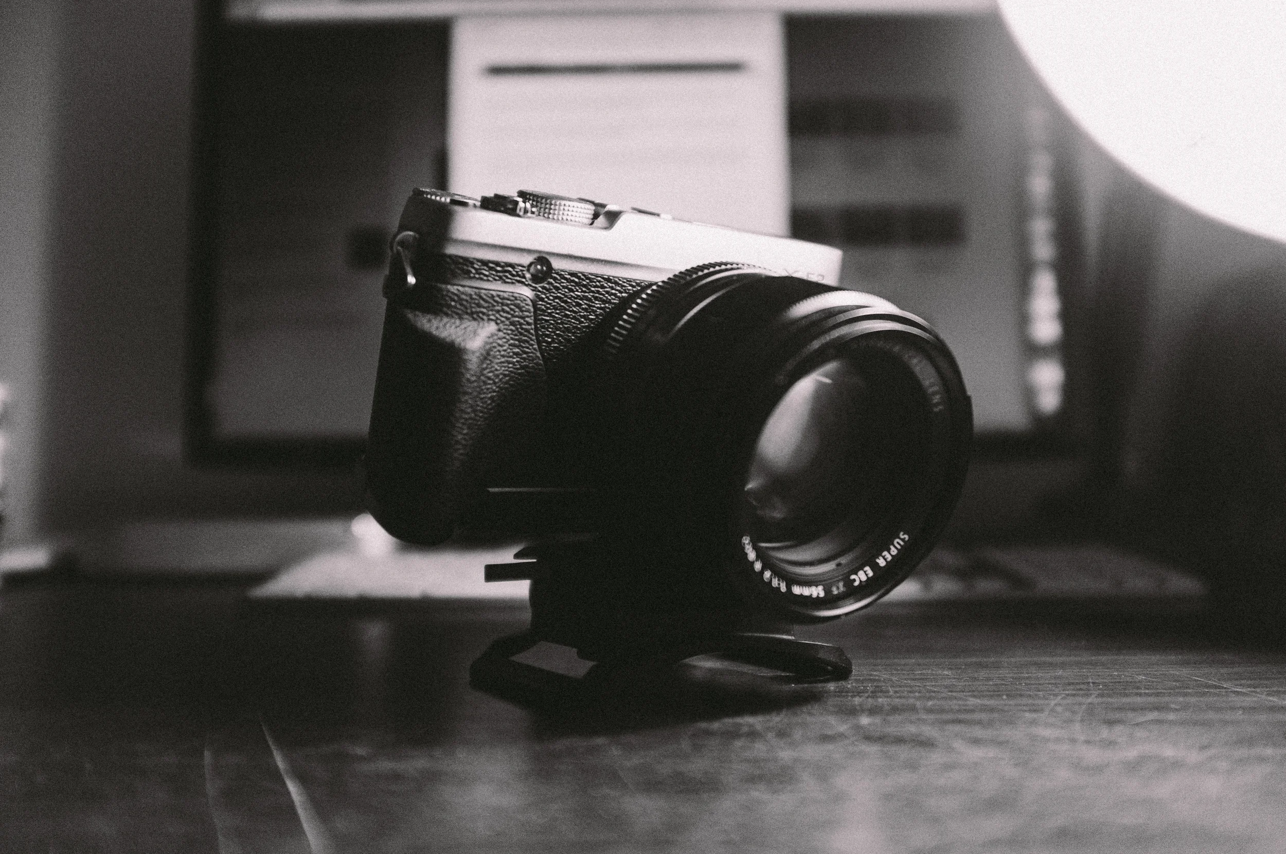 XE-2 + 56mm - Hand grip and spider holster