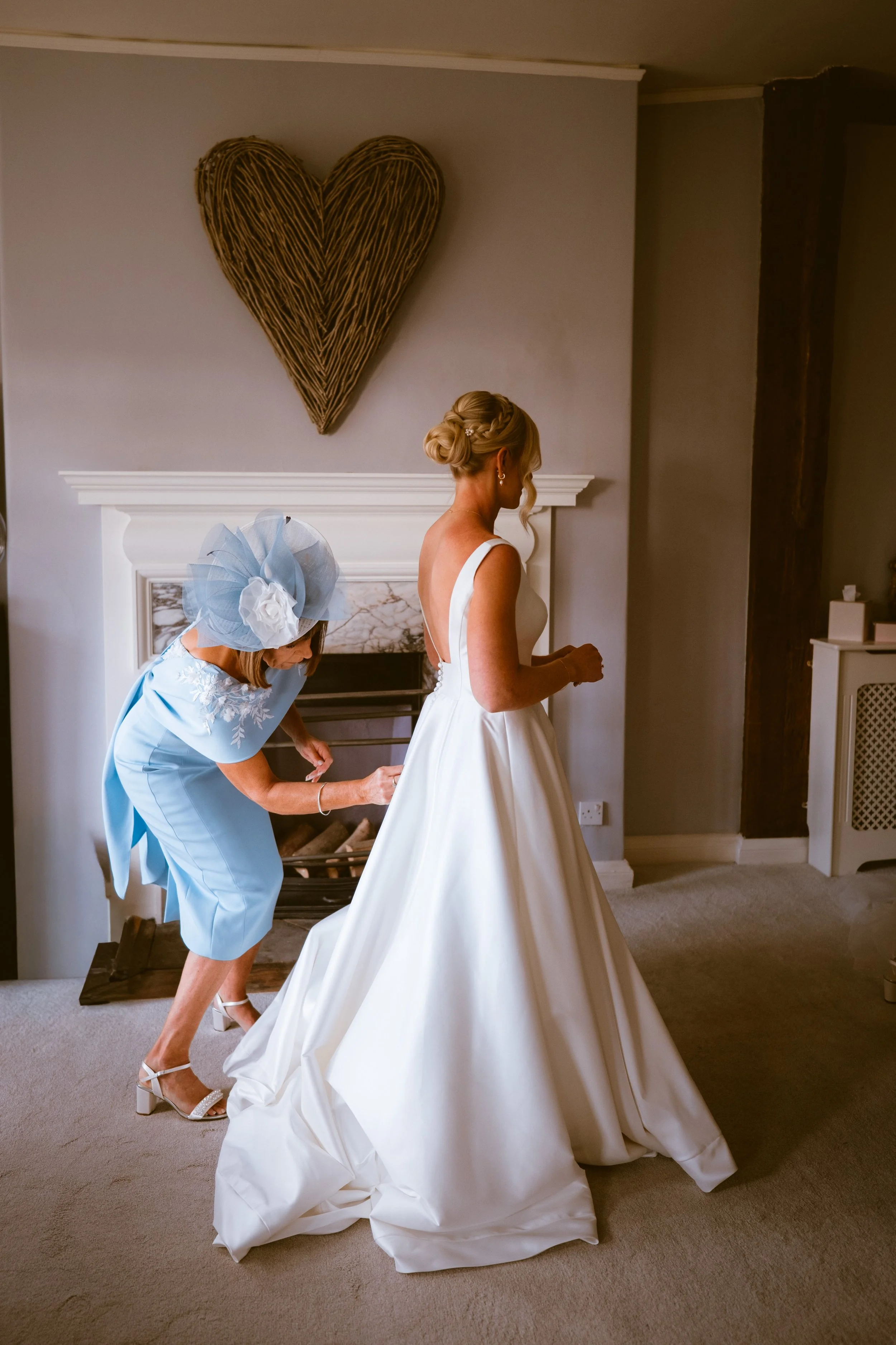 brinsop-court-wedding-photography-10.jpg