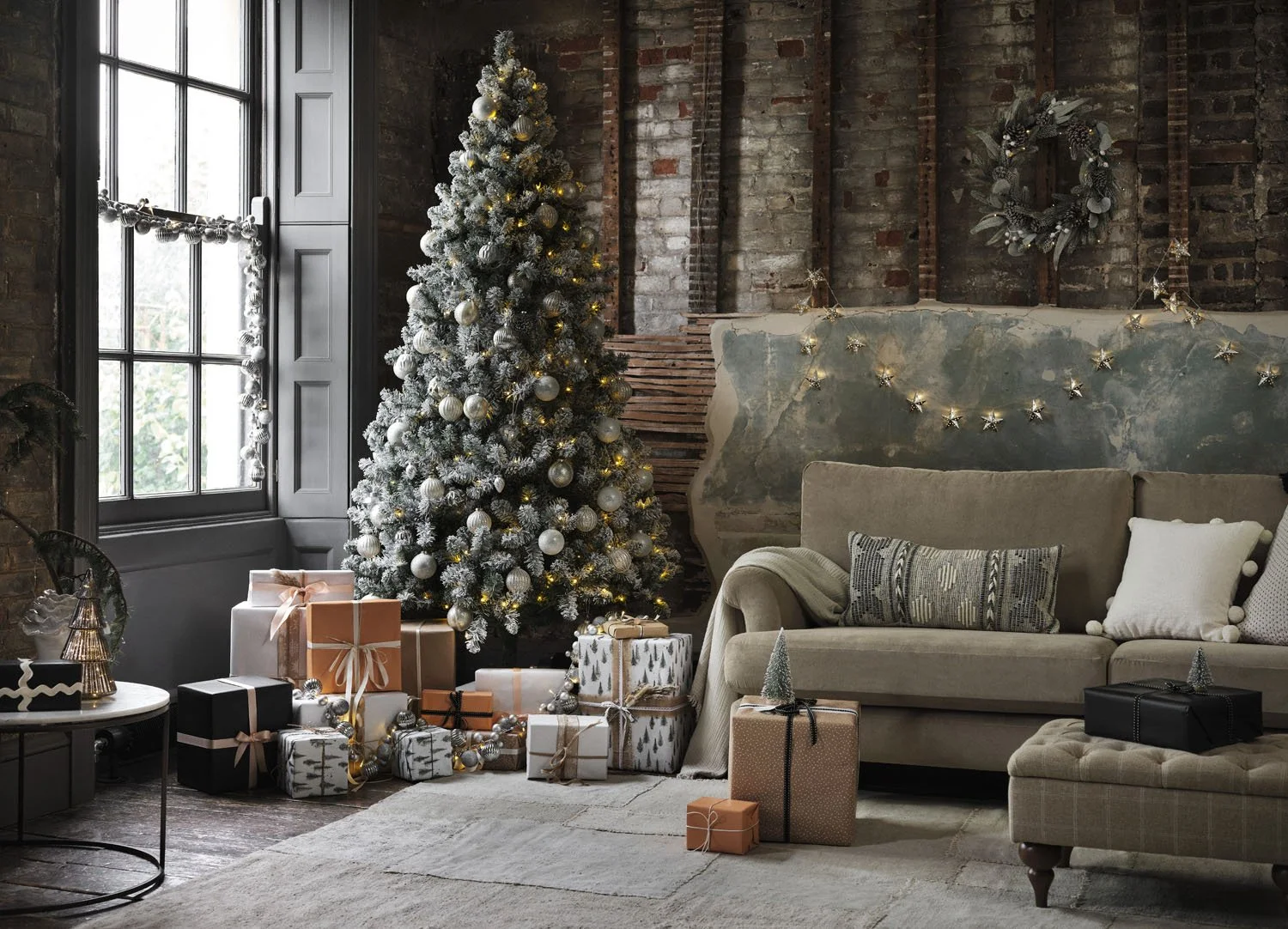 M_S_Christmas_22_LE_245_F1.jpg