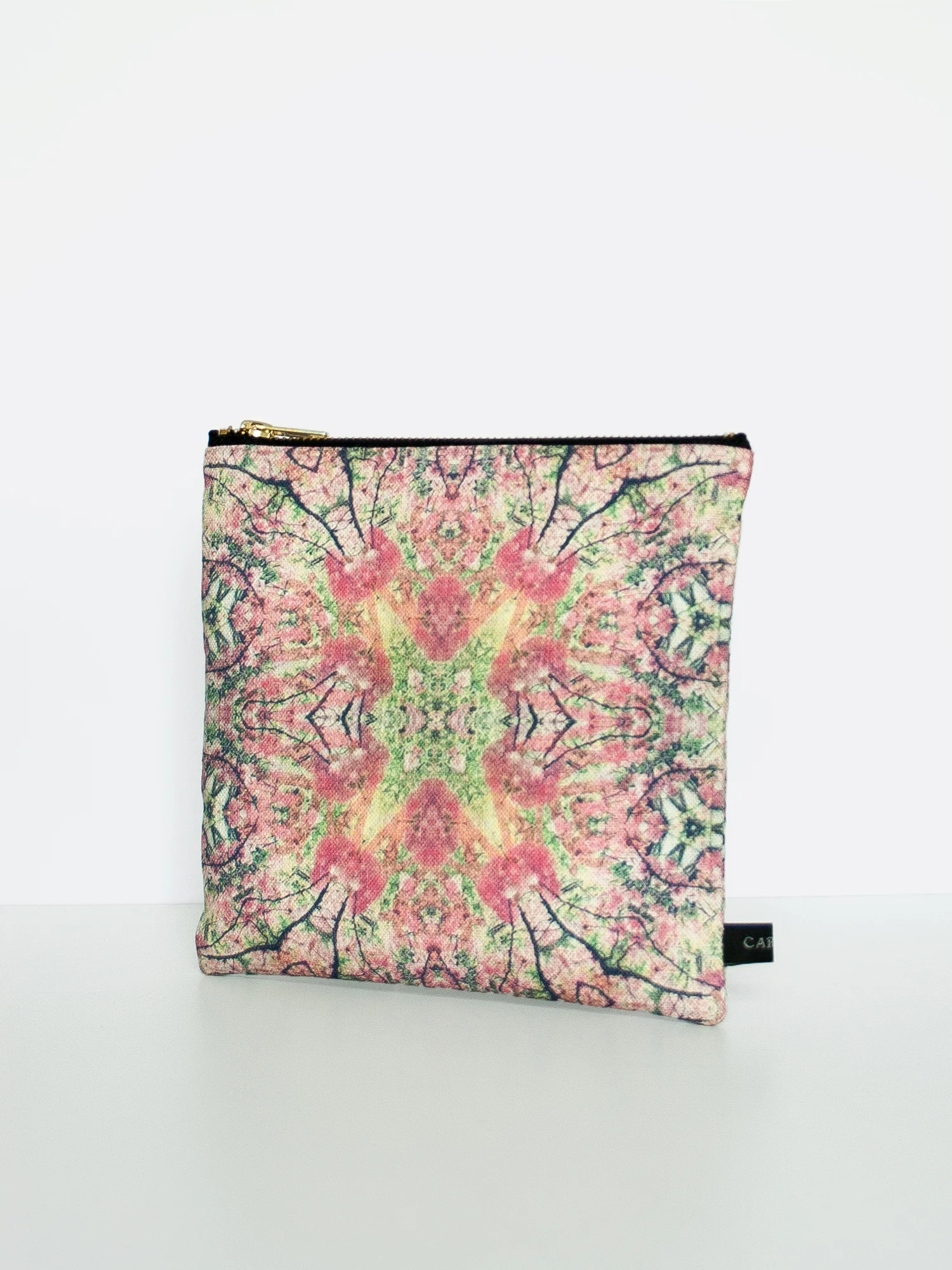 1.Blossom-Pouch-L.jpg