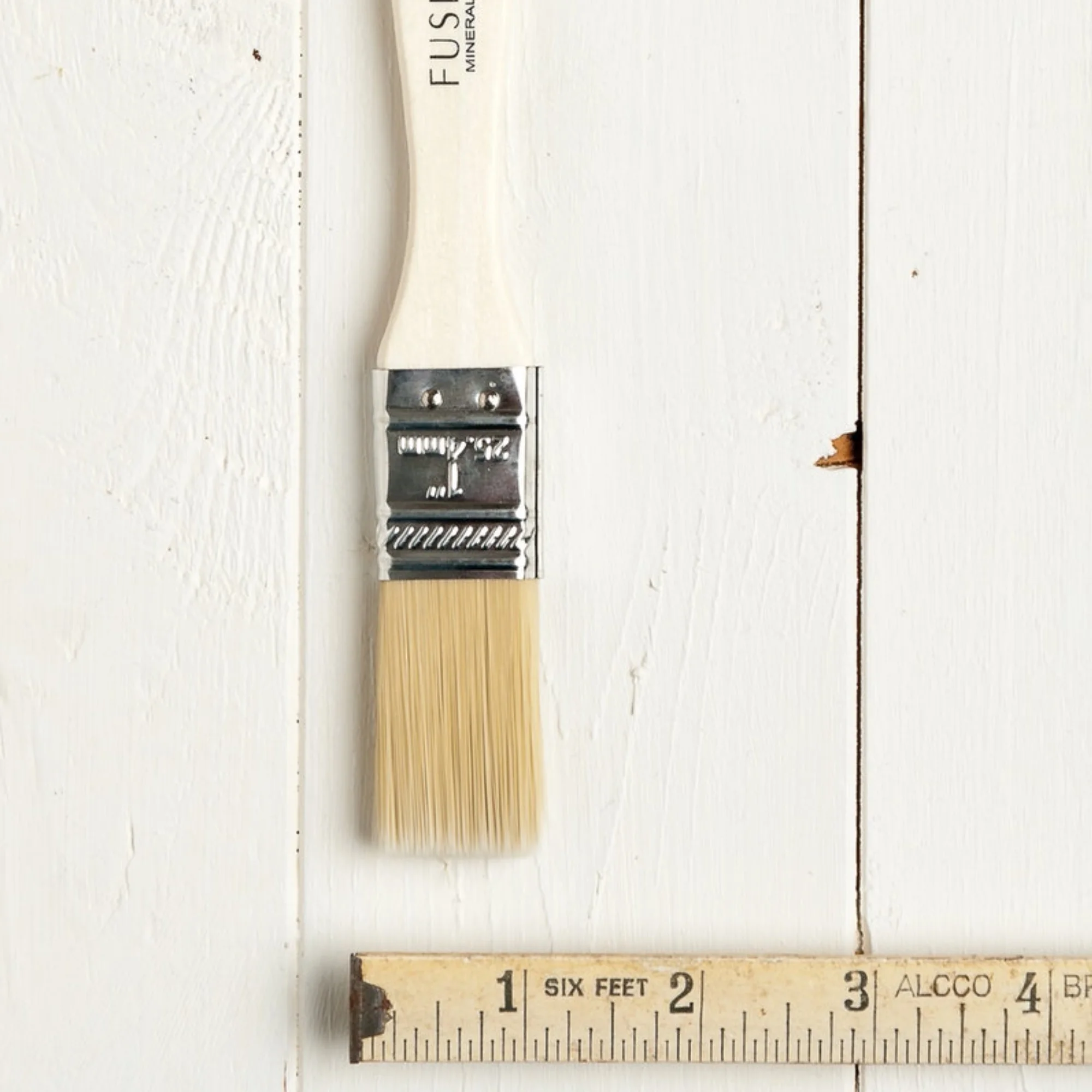 synthetic-flat-brush-fusion-mineral-paint-1.jpg