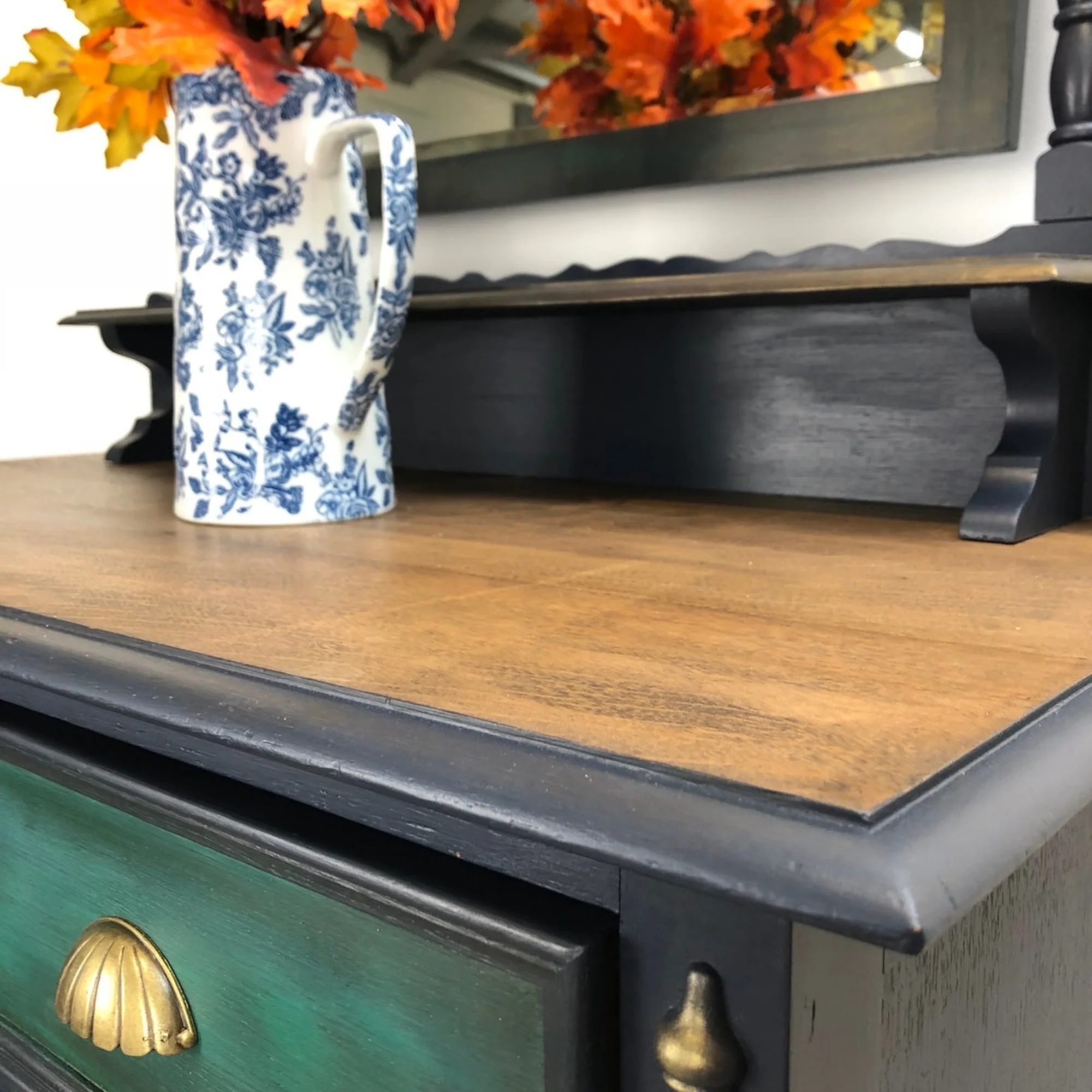 Vintage Dressing Table -Top-3.jpg