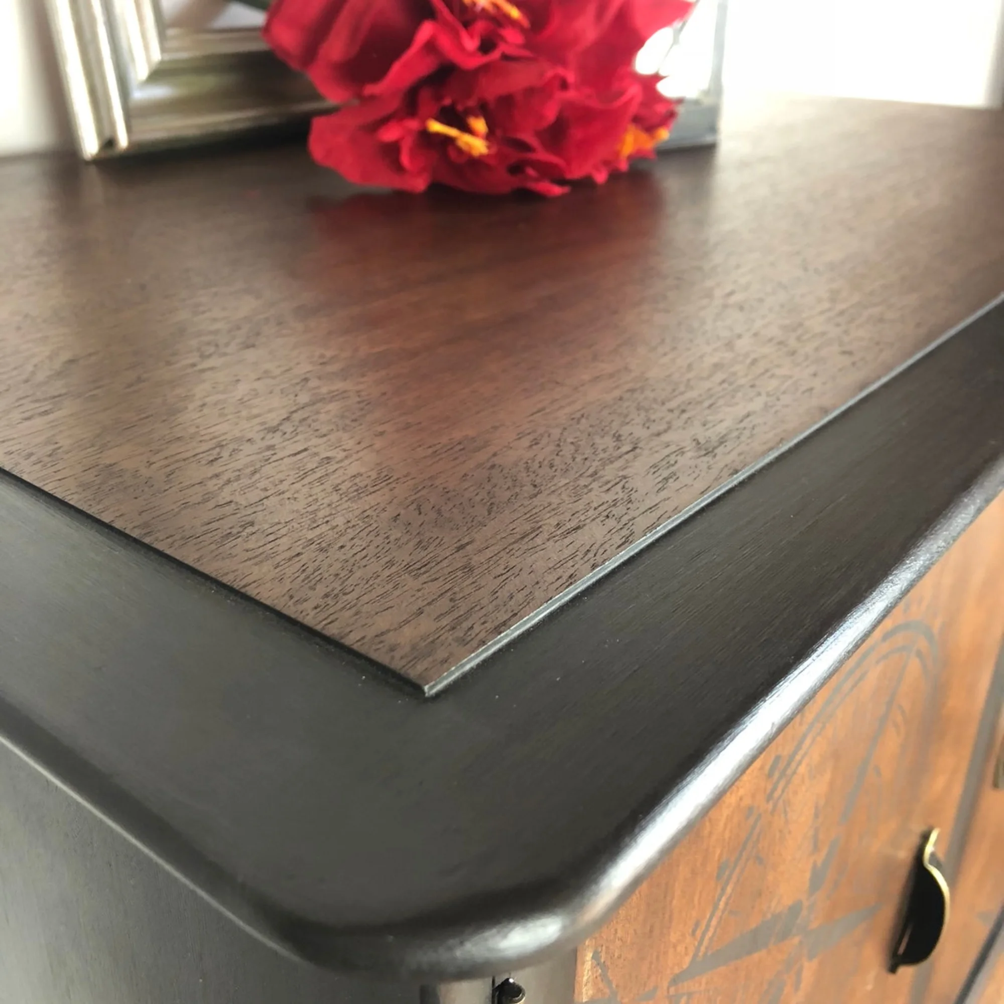 commission-stag-linen-cupboard-4.jpg