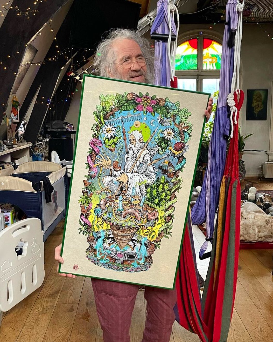 🌳🌵MEETING OF GREAT GARDENERS🌵🌳
This afternoon the good folks of @lacremegraciabcn made their way up the stairs of &ldquo;the church of the Universe&rdquo; to give the gift of art. Here you see the living legend himself @somamission holding the li