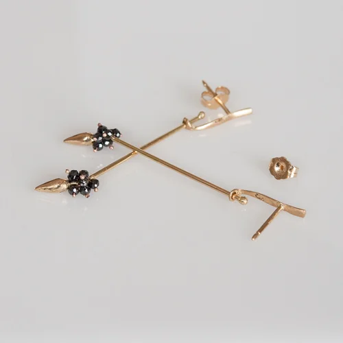 Russel Jones stick earrings gladstone-4.jpg