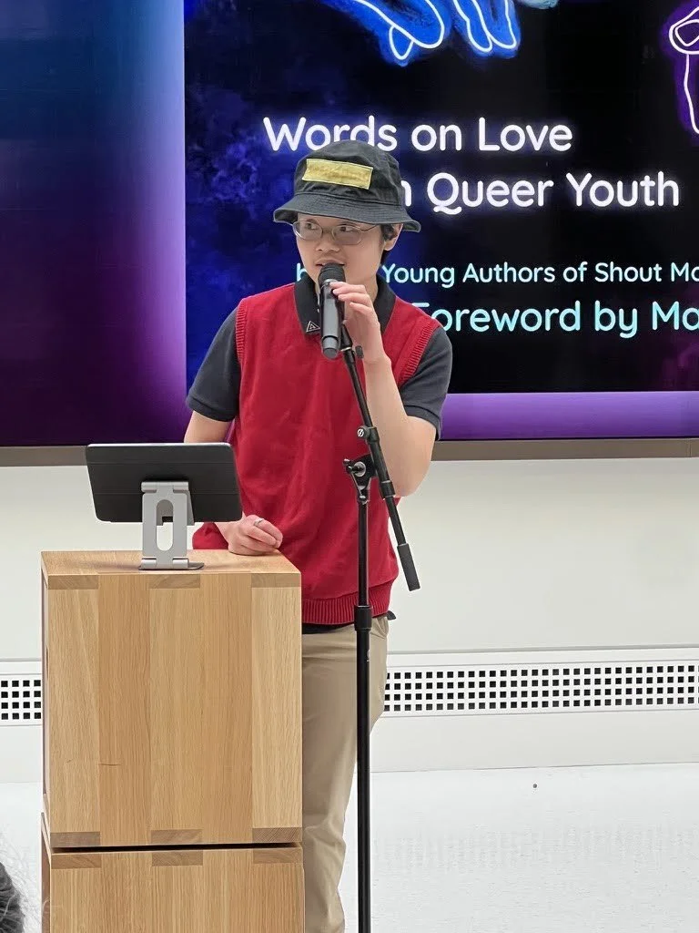 Author Ten reading .jpeg