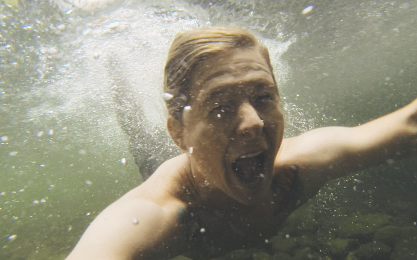 One of my goals for my trip to portland was to hike to a waterfall and go swimming at the bottom. This was INSANELY cold. Like almost unbearably cold, but it was SUCH a blast and Westie got in as well. Such a good time!