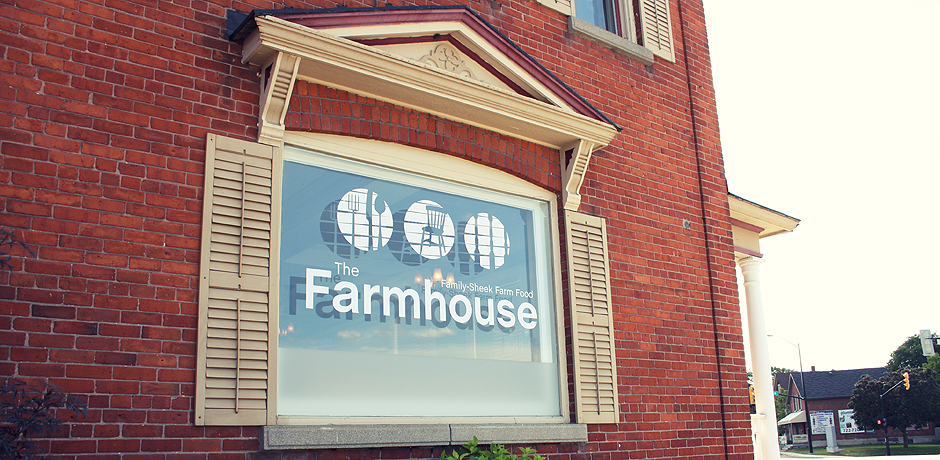 The_Farmhouse_Slider_007.png