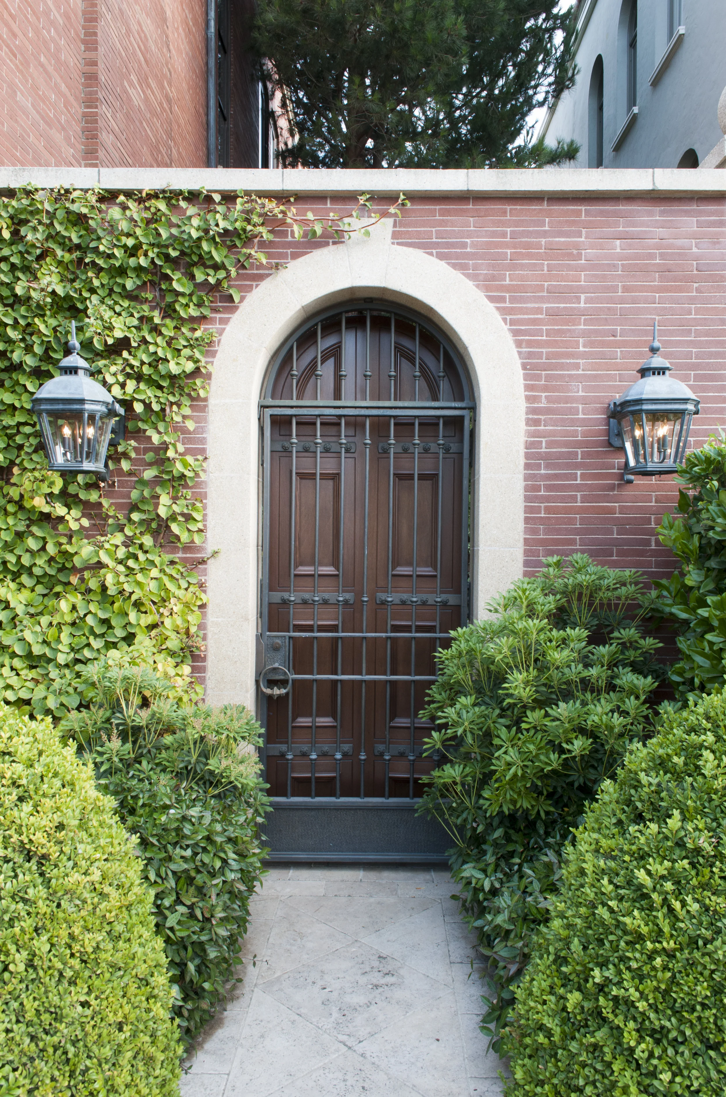 palaceproperty.jpg