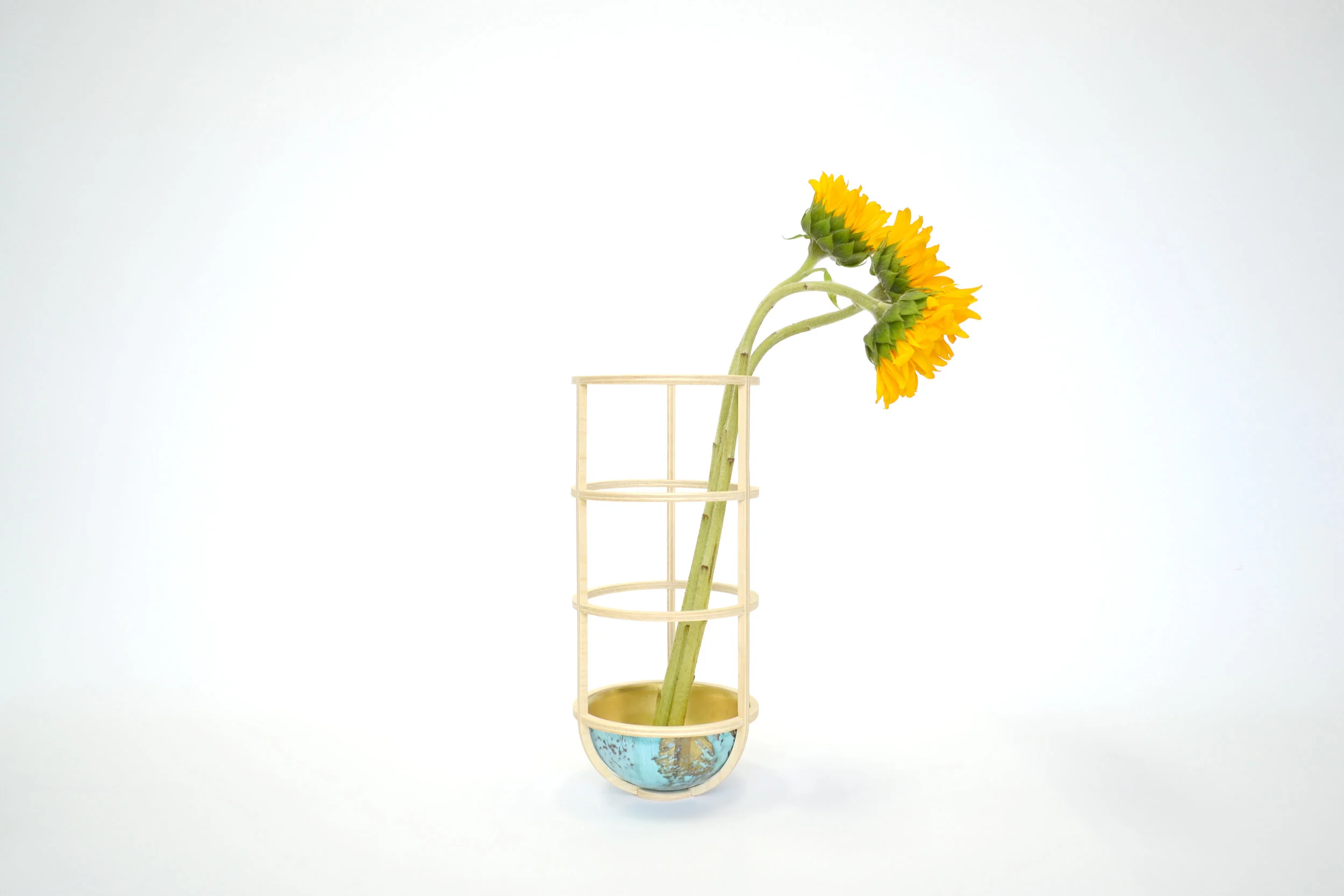 Pannier Vase 1_3227 edit.jpg