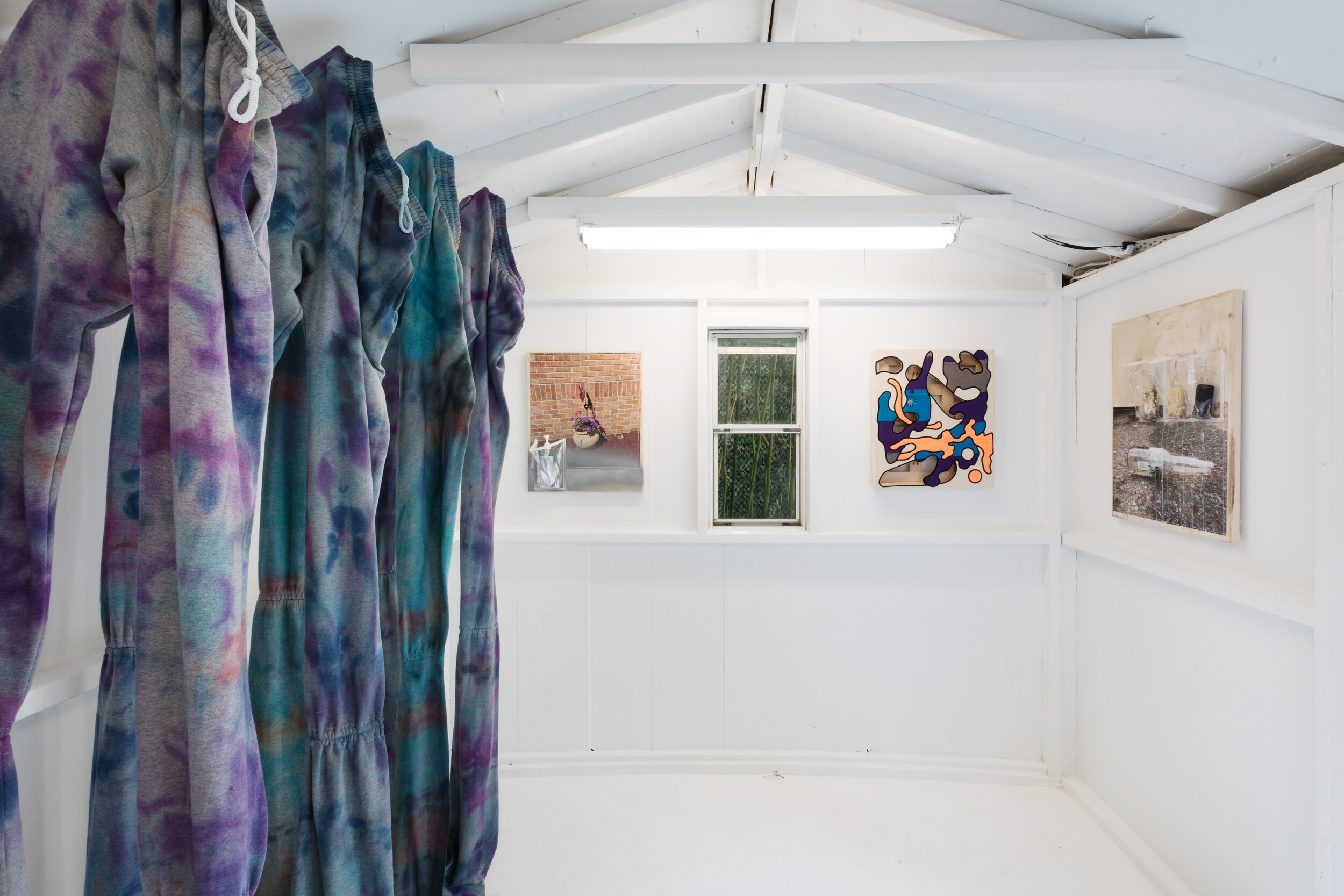 Pockets for Losers (Installation View)
