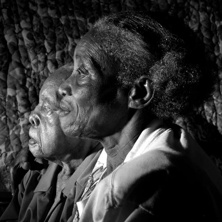  Anna Phillips 100 yrs on left with daughter Luise McQueen 80yrs of Smithville, TX.  One of 10 photographs of 100-year-old Texan�s in the year 2000.

 