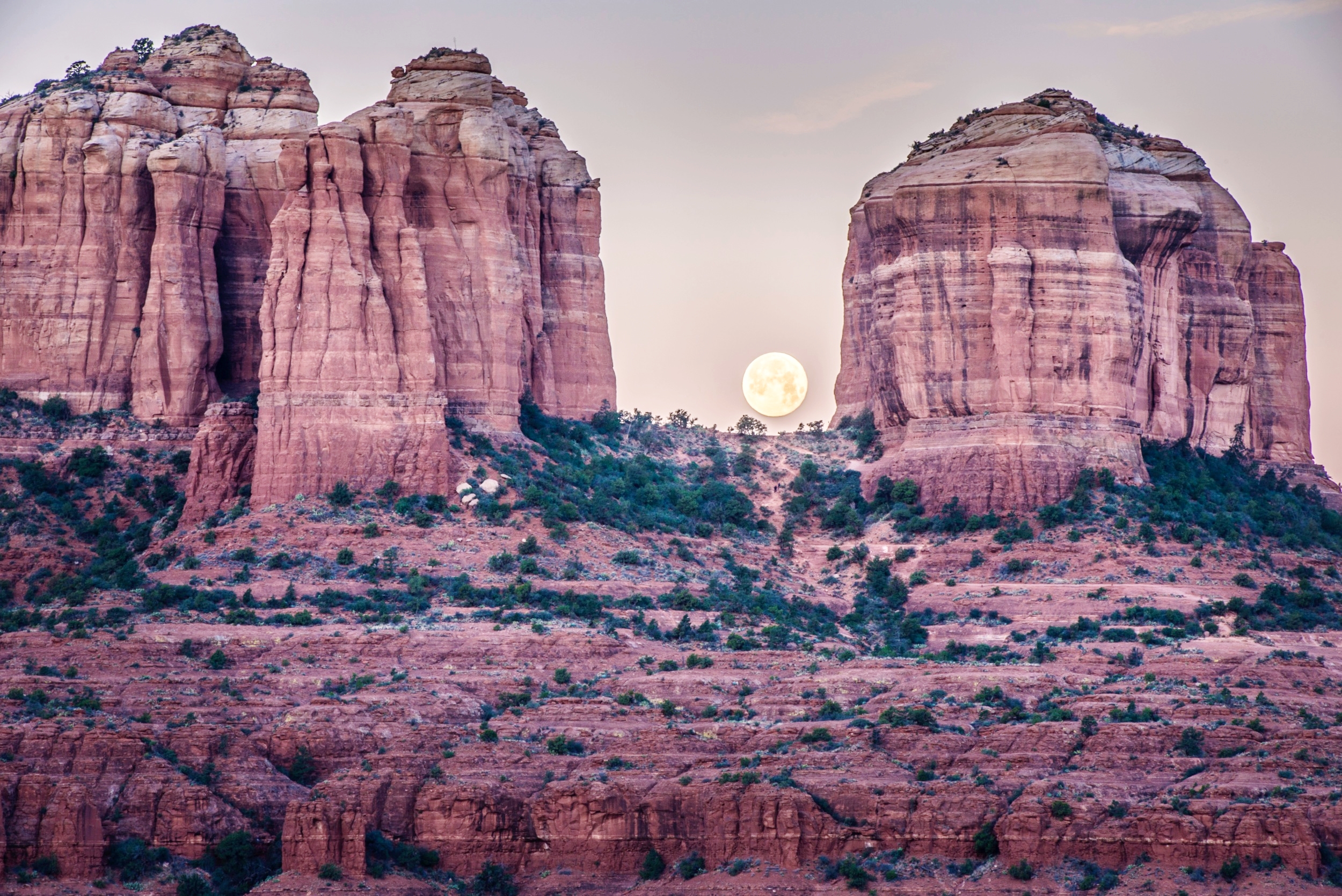Pre-dawn Moonset, Cathedral Rock, Sedona AZ