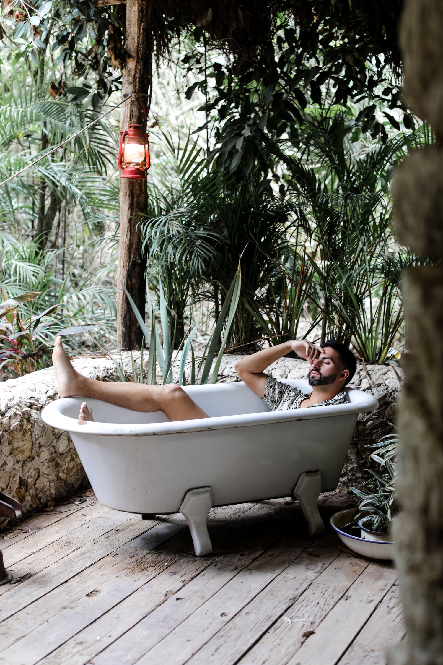 Last day relaxation with our editor Eff Ulloa