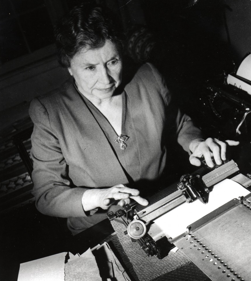 Helen Keller typing