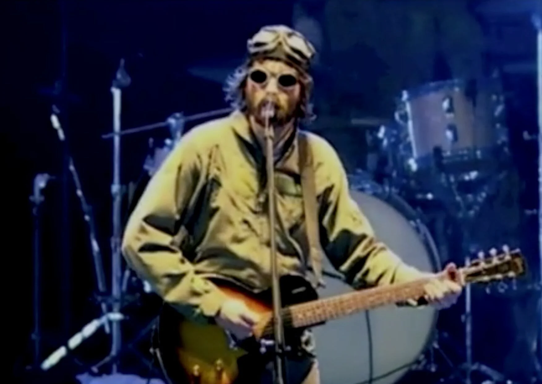   EELS  -  band website   