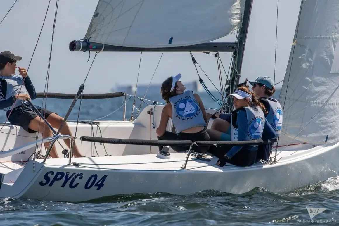 Volts Sailors Place Second in Florida Race
