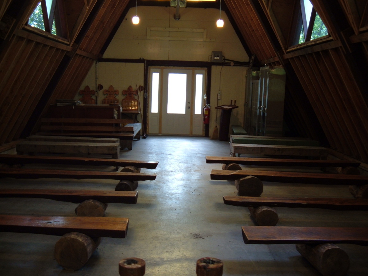 chapel04.jpg