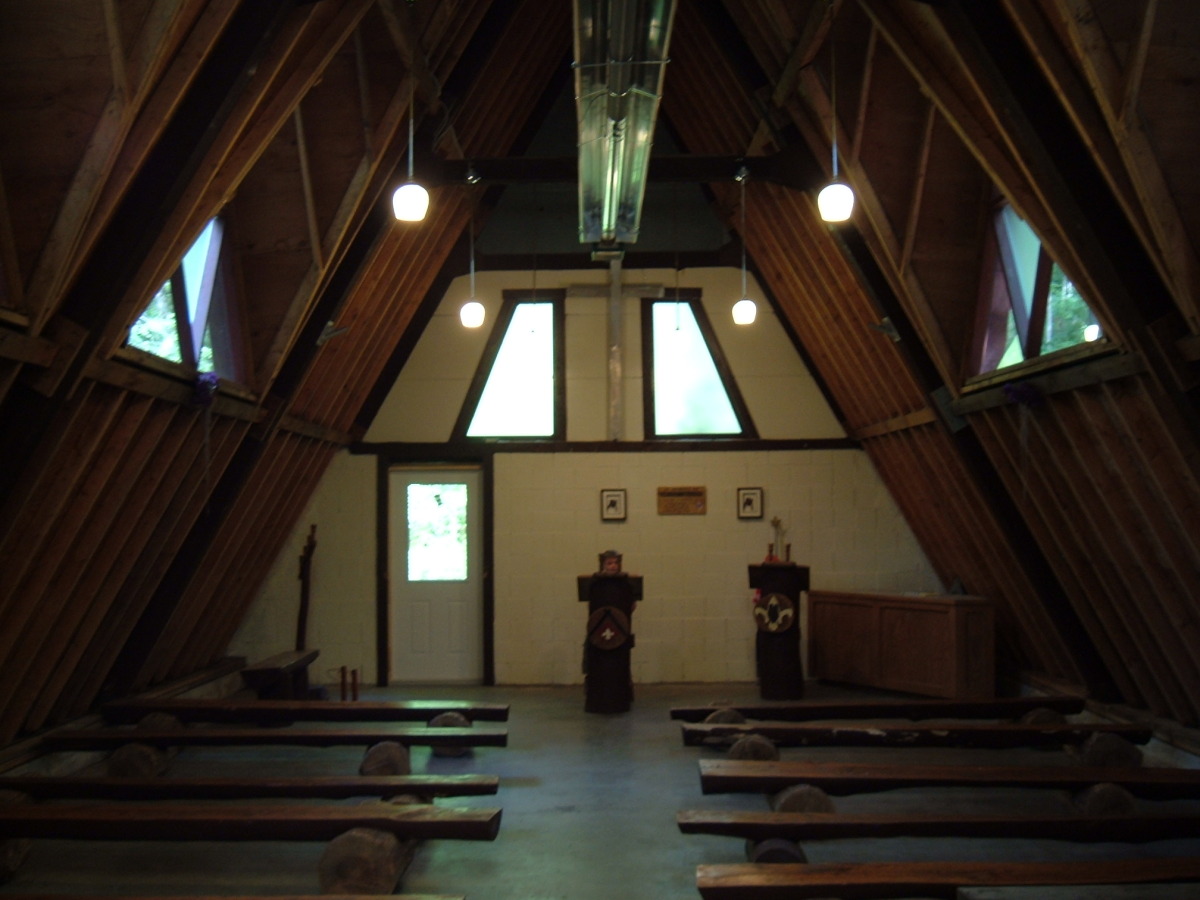 chapel02.jpg