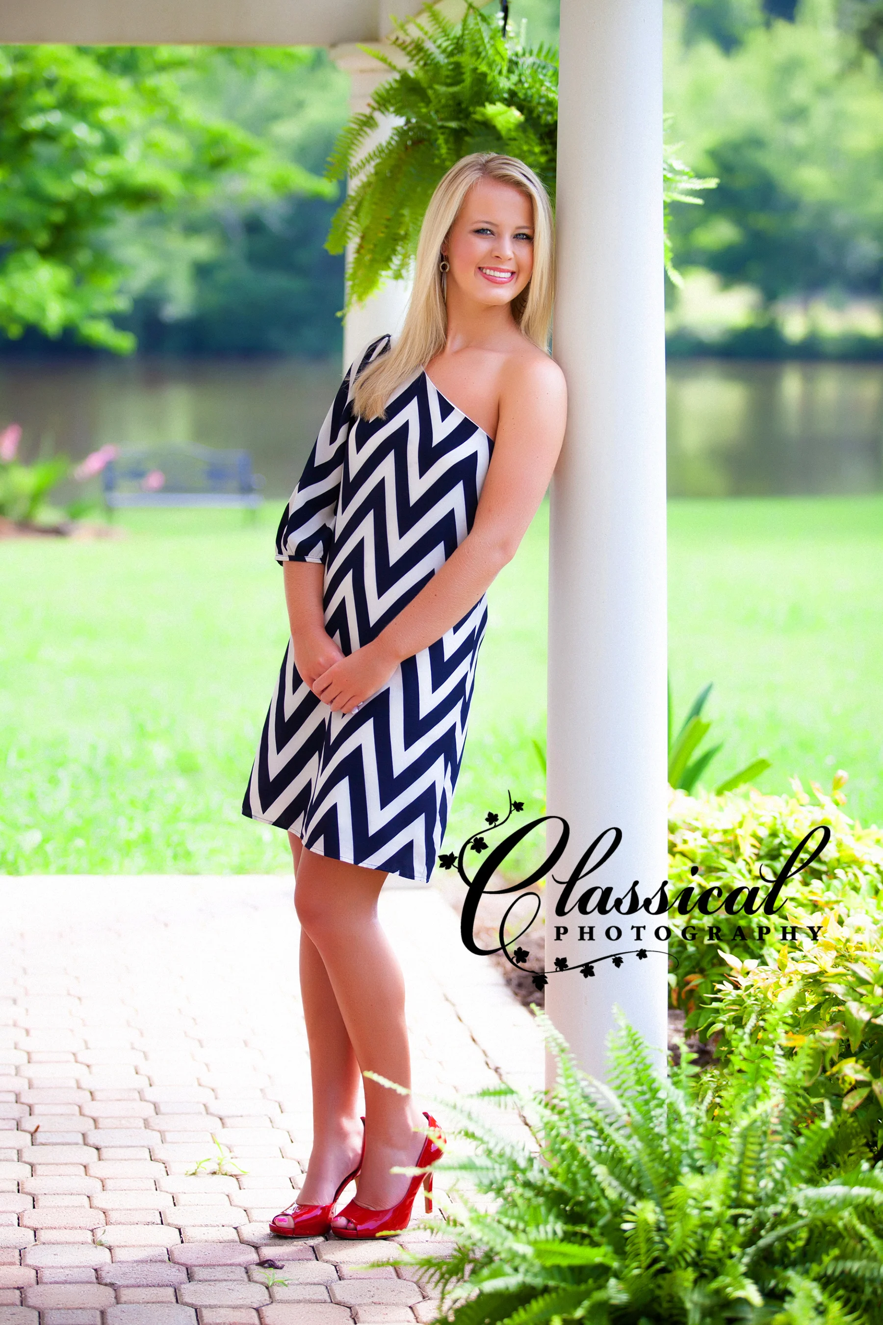 Neighbors_Caitlin018_E.jpg