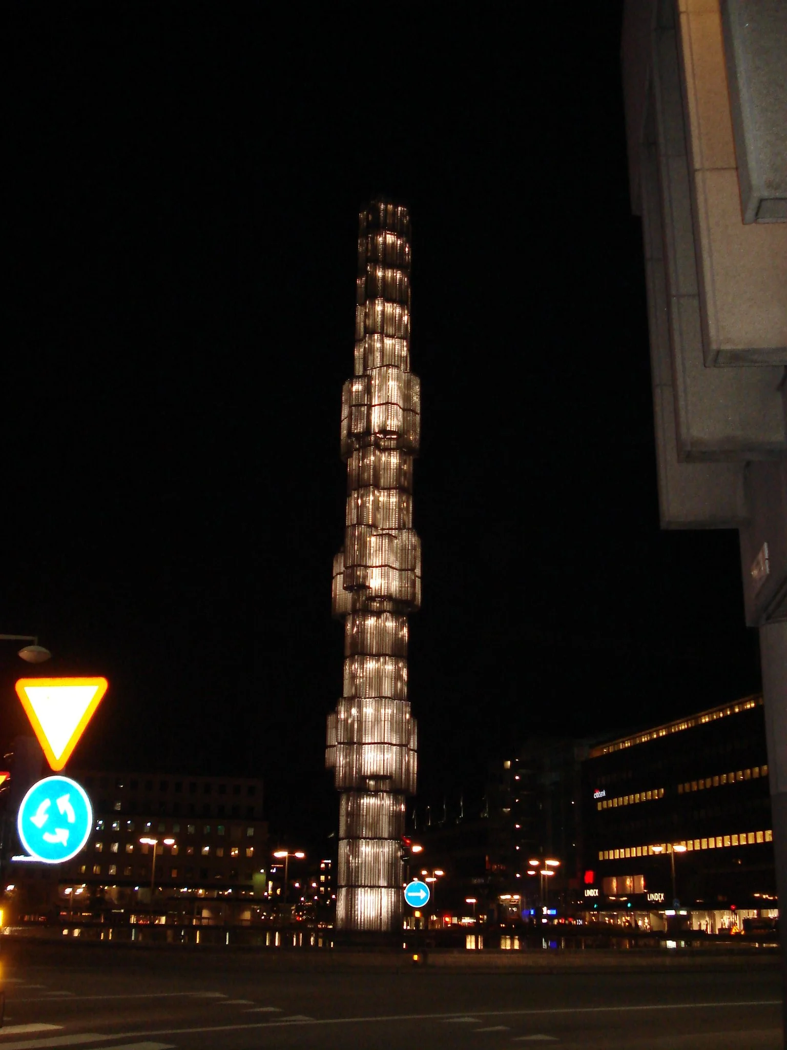 2007 | Stockholm | Sergels torg | Crystal Tower