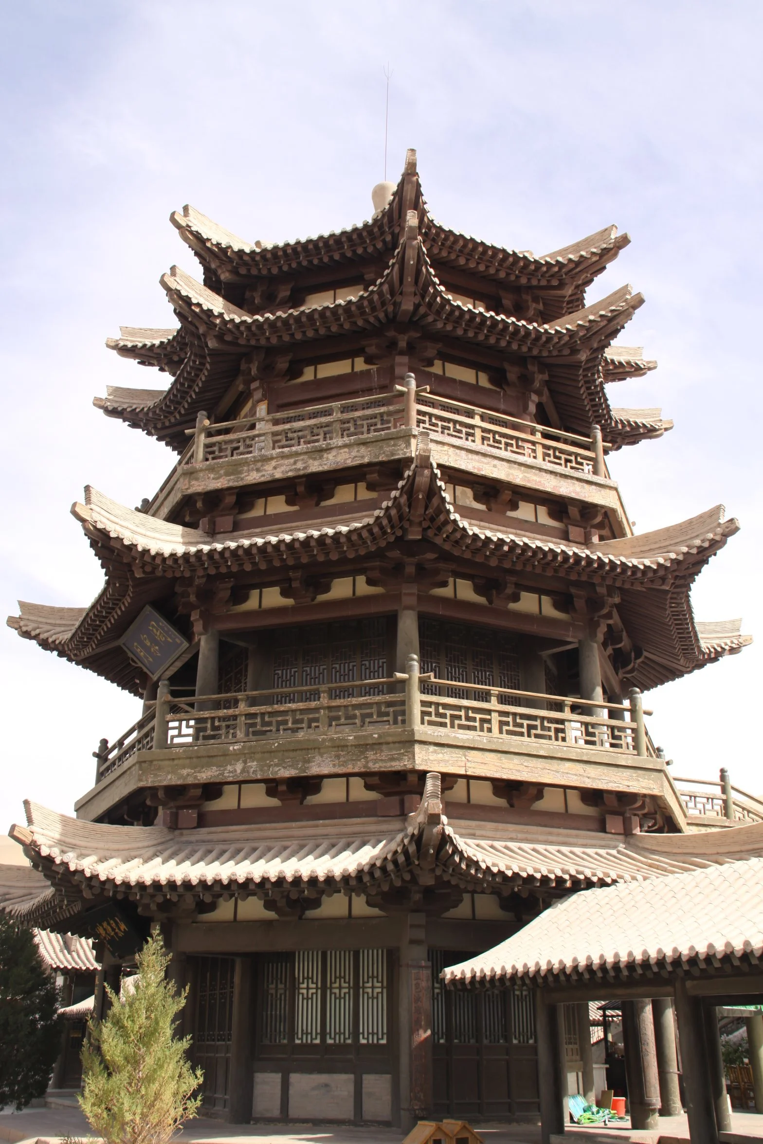 2009 | Dunhuang 敦煌 | Crescent Lake 月牙泉 | Tower