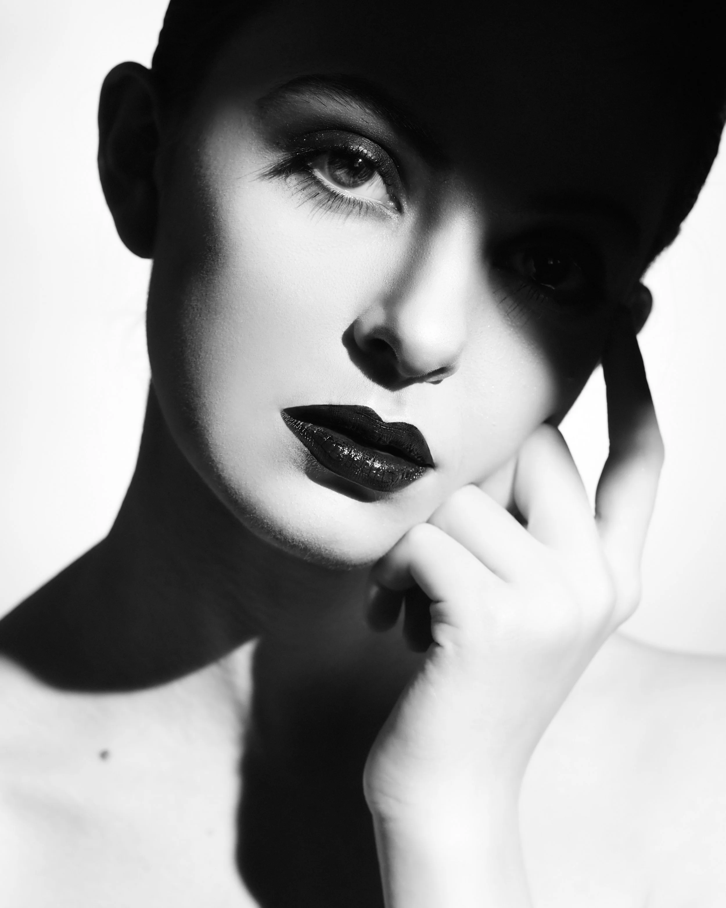 Anthem in Art Ella Light 1.JPG
