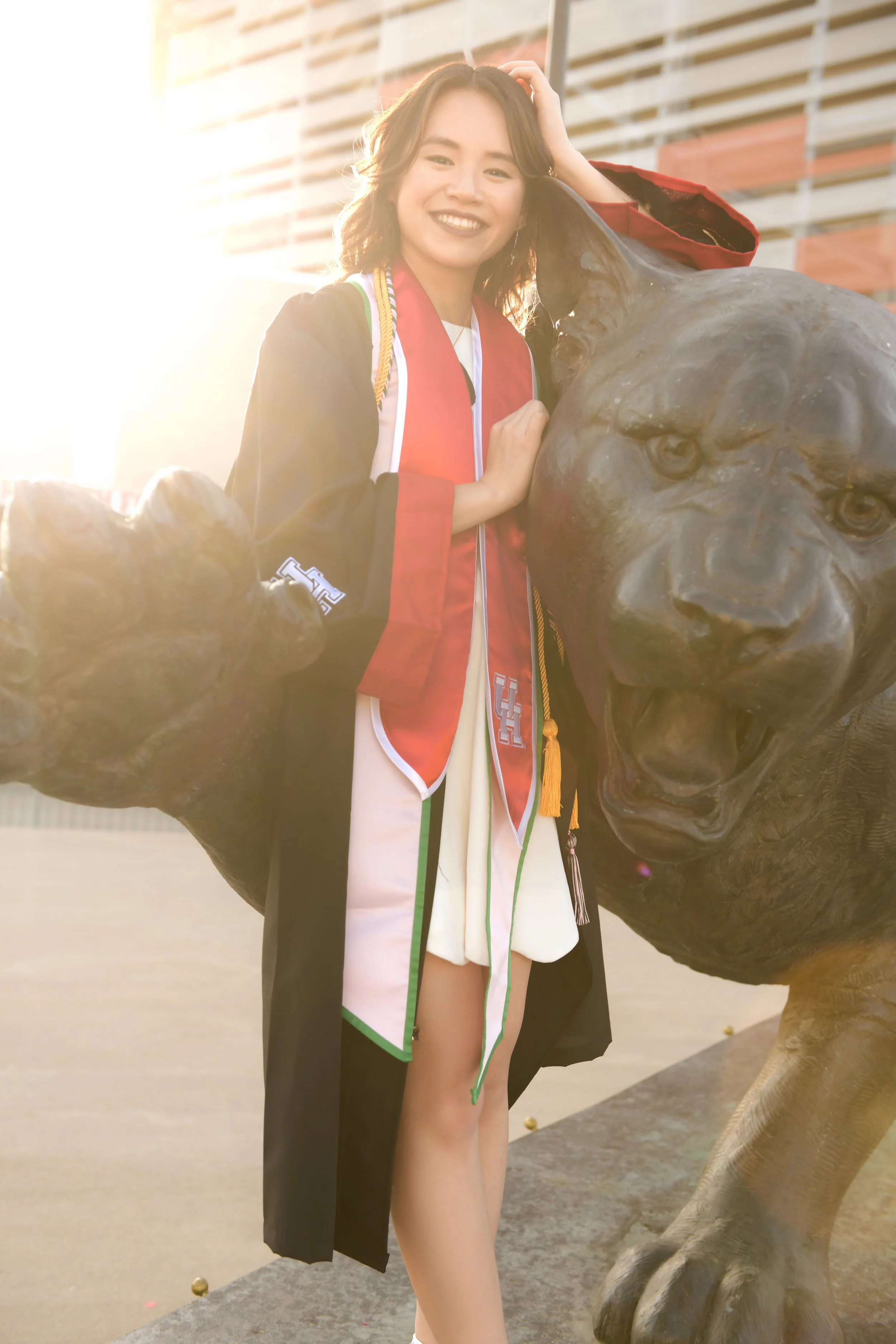 Caitlin UH Grad _017.JPG