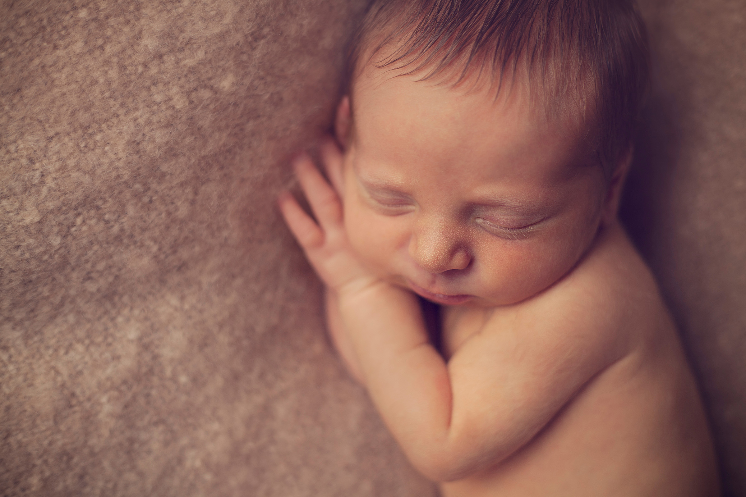 stunning image of newborn baby boy