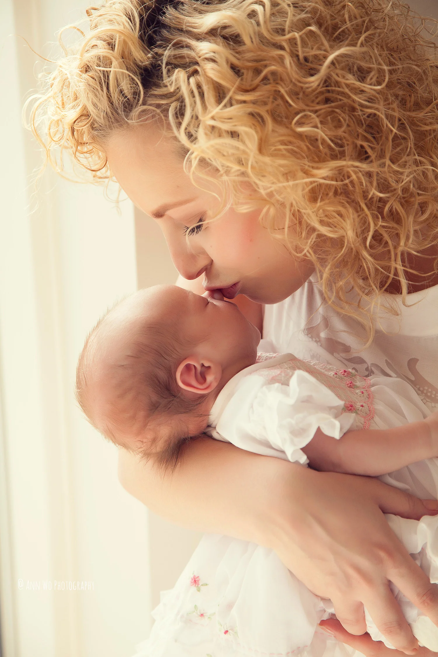 newborn-photographer-west-london-home-session-ann-wo21.jpg