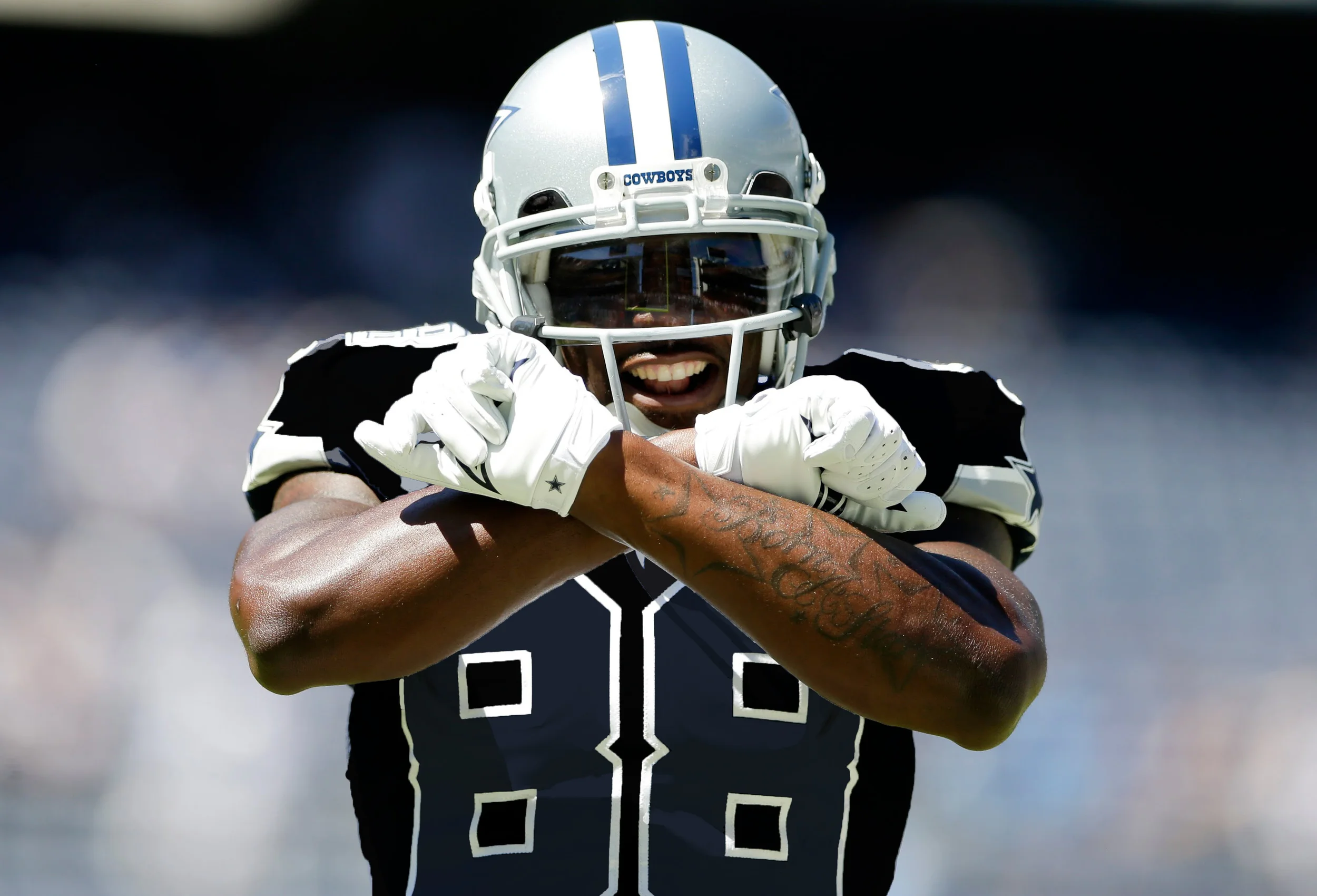 dez black jersey 3.jpg
