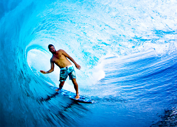 Dave_Rastovich_Surf_Hawaii_lo_res.jpg
