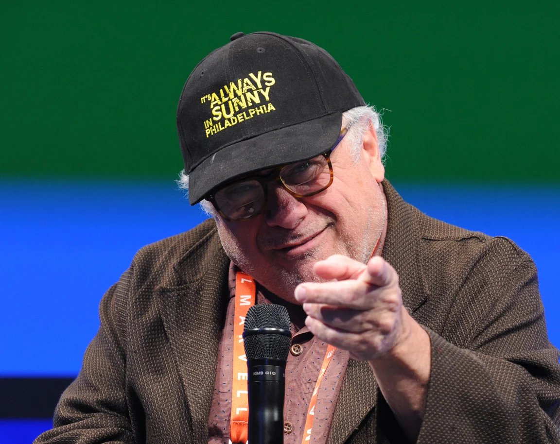 kn_devito3.jpg