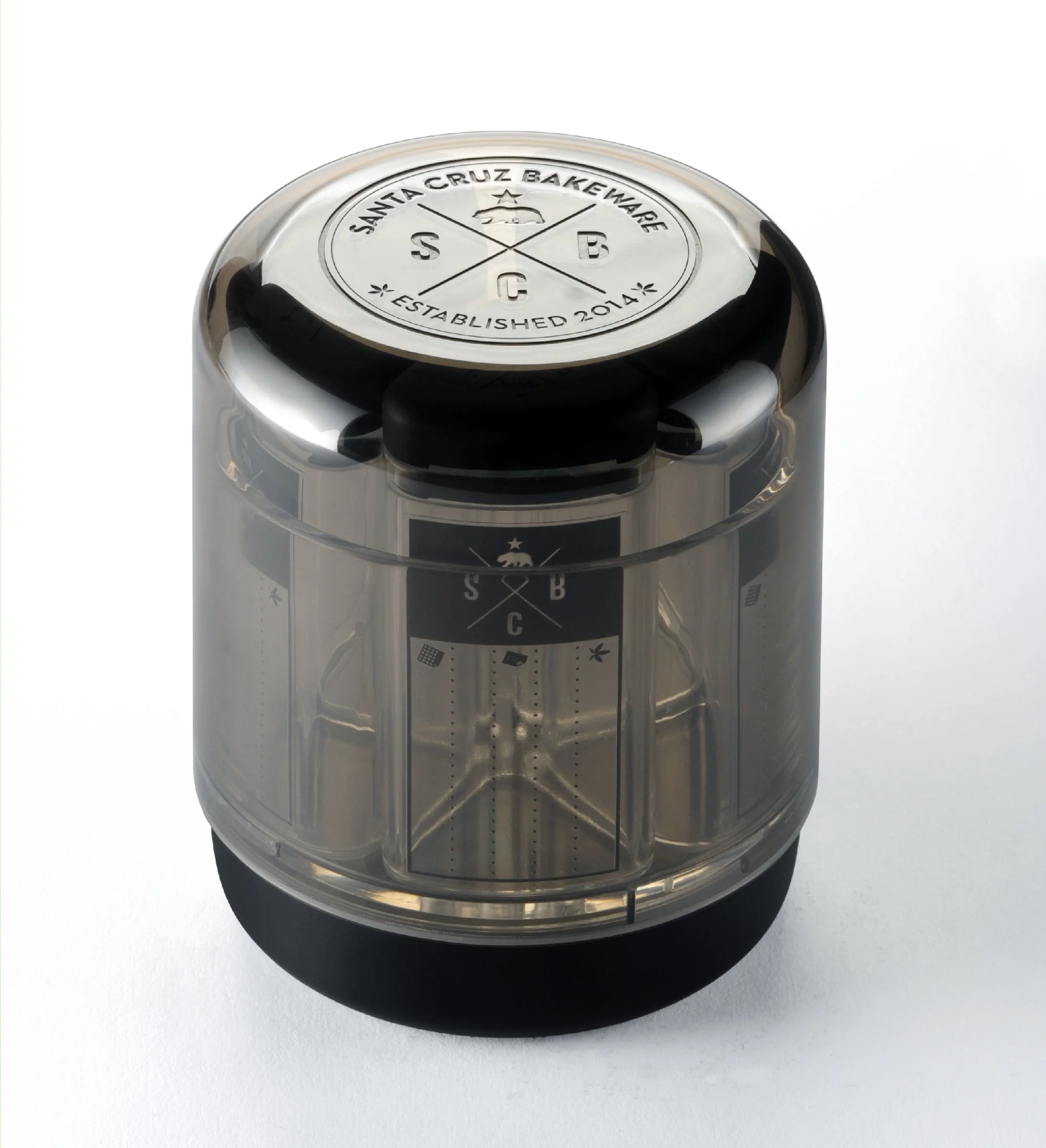 Bakeware_Shot4A_lid 2.jpg