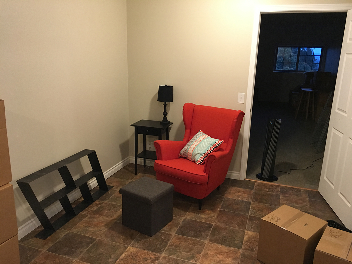 A makeshift reading/thinking/dozing corner