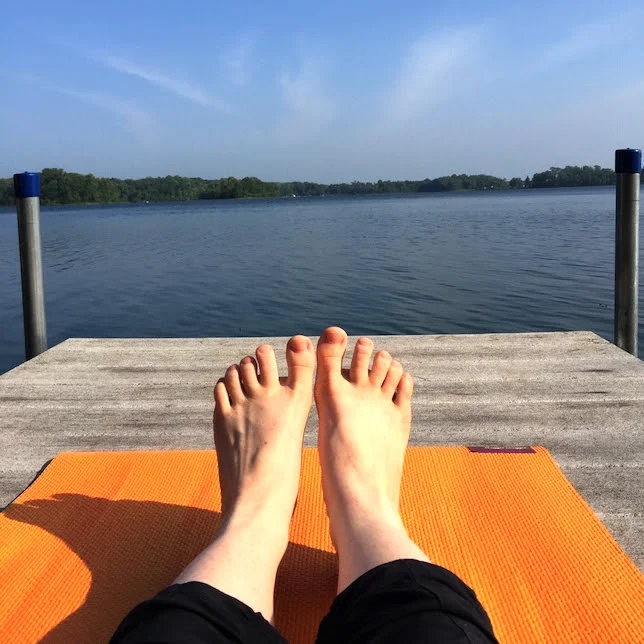 feet.jpg
