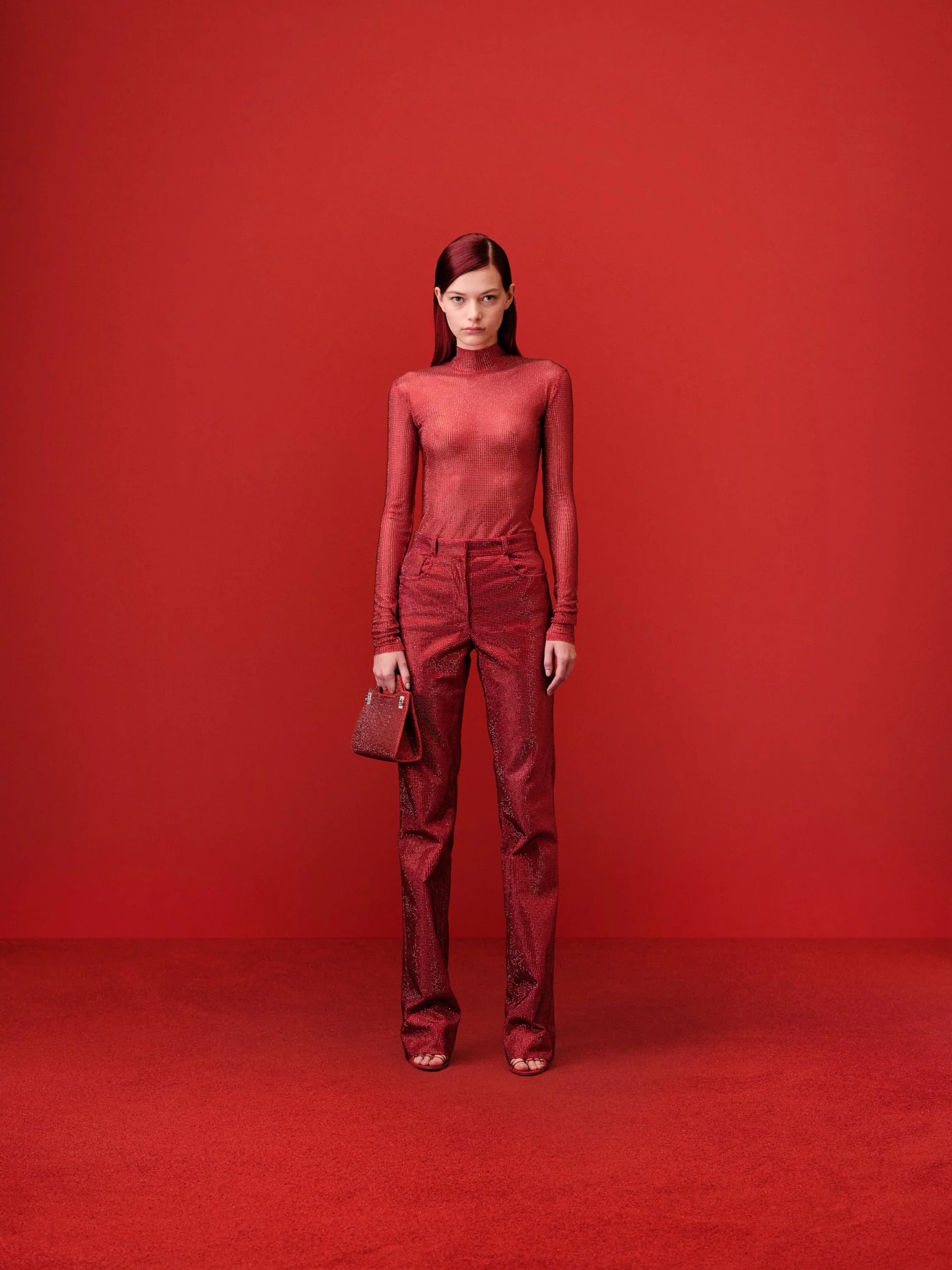 LOOK31_ferragamo_230922_51_1022_V04_sRGB_300DPI_2084px.jpg