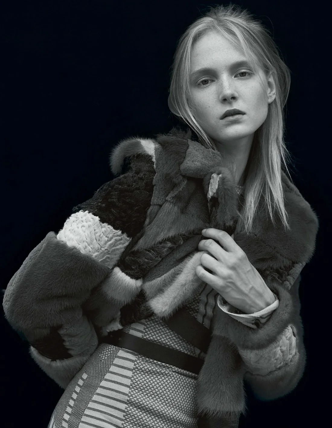 maja-salamon-by-dusan-reljin-for-harper_s-bazaar-japan-october-2015-4.jpg