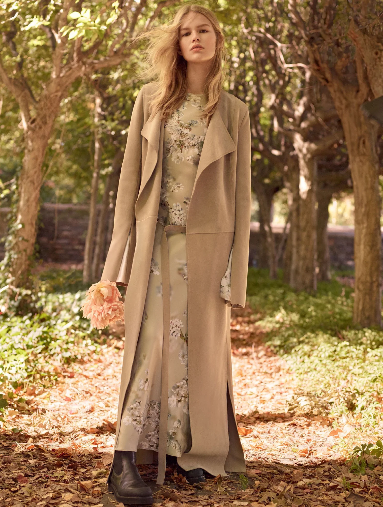 anna-ewers-by-karim-sadli-for-vogue-us-february-2016-3.jpg
