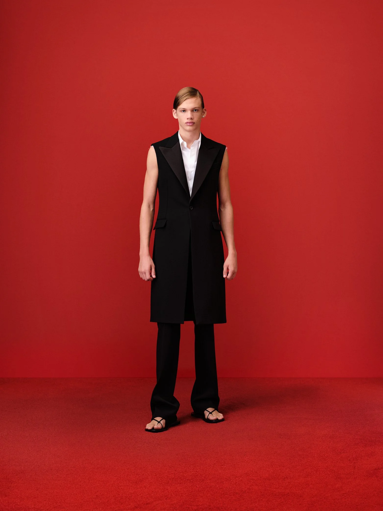 LOOK57_ferragamo_230922_43_0863_V04_sRGB_300DPI_2084px.jpg