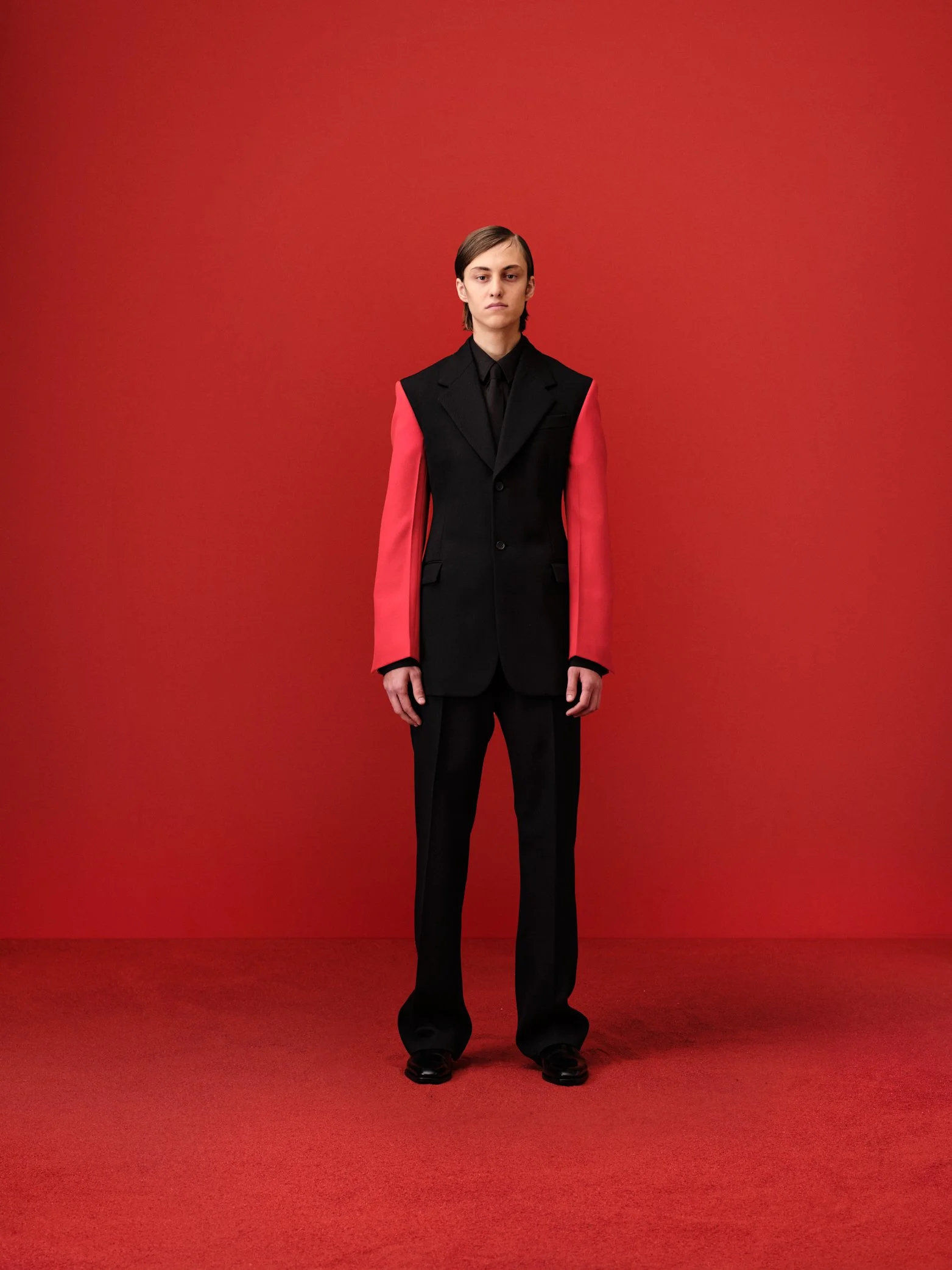 LOOK50_ferragamo_230922_28_0639_V04_sRGB_300DPI_2084px.jpg
