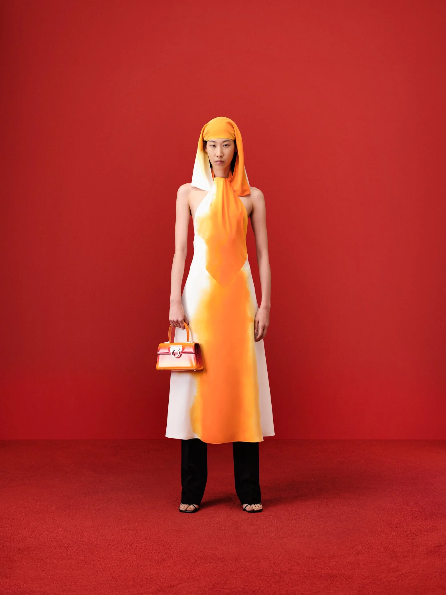 LOOK38_Ferragamo_38_0174_V04_sRGB_300DPI_2084px.jpg