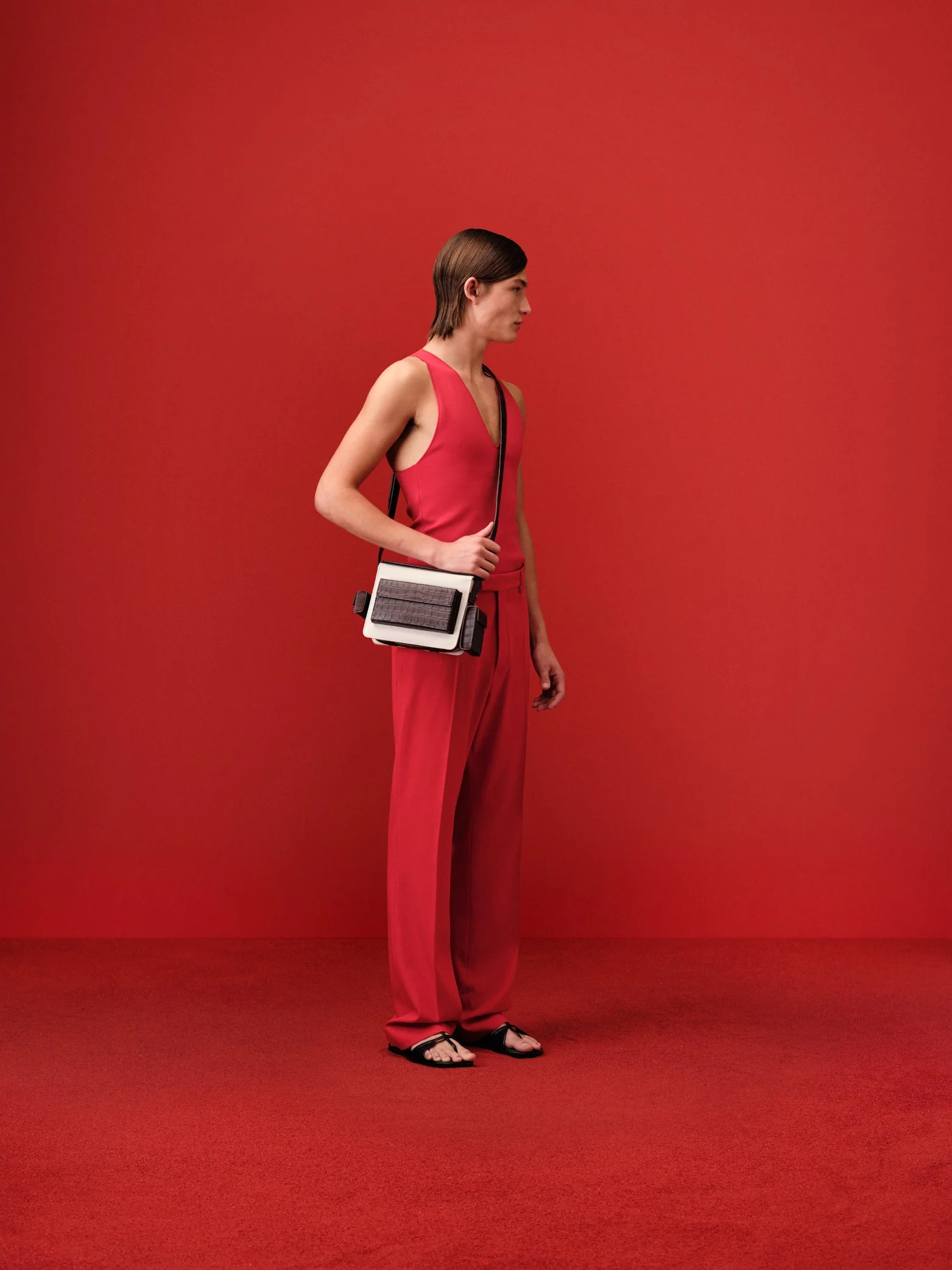 LOOK08_ferragamo_230922_39_0805_V04_sRGB_300DPI_2084px.jpg
