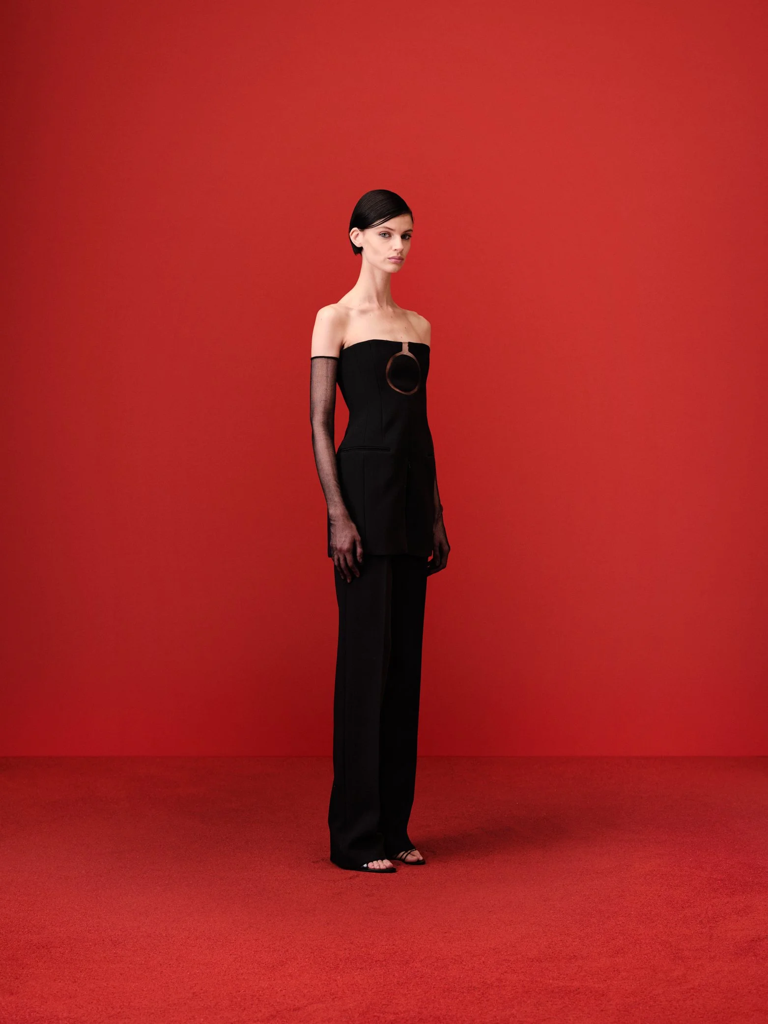 LOOK61_ferragamo_230922_49_0988_V04_sRGB_300DPI_2084px.jpg