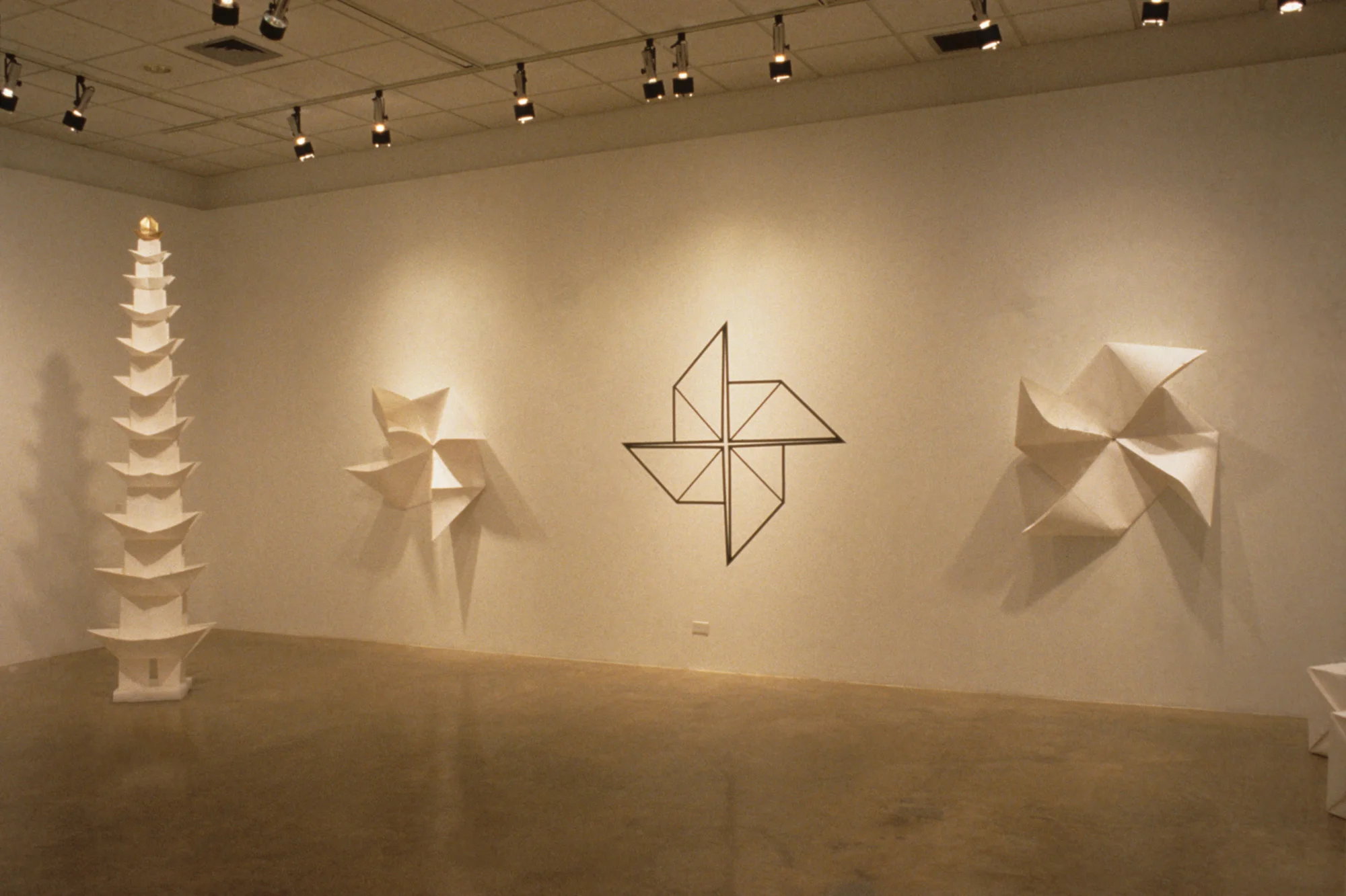 The Art of Chinese Paper Folding 2001