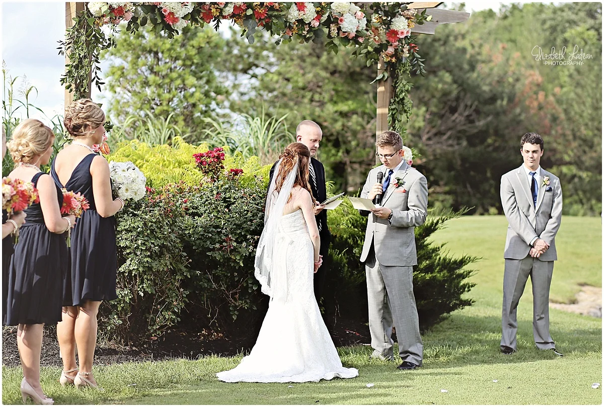 Kansas City Outdoor Wedding_.jpg