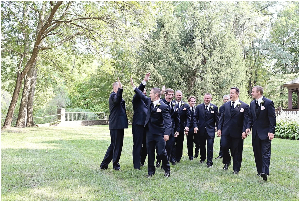 Kansas City Wedding Photographer-Henderson-Aug_2017.jpg